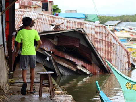 google news philippines earthquake|Tsunami alert lifted after powerful earthquake hits Philippines .